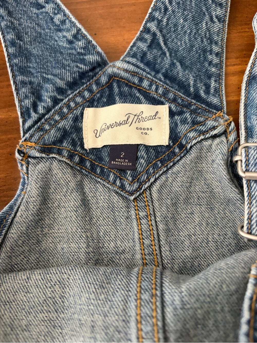 Universal Thread Light Wash Denim Women's overalls